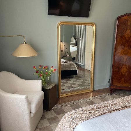 B&B Colombo By Addler House Ospitality เมสเตร ภายนอก รูปภาพ
